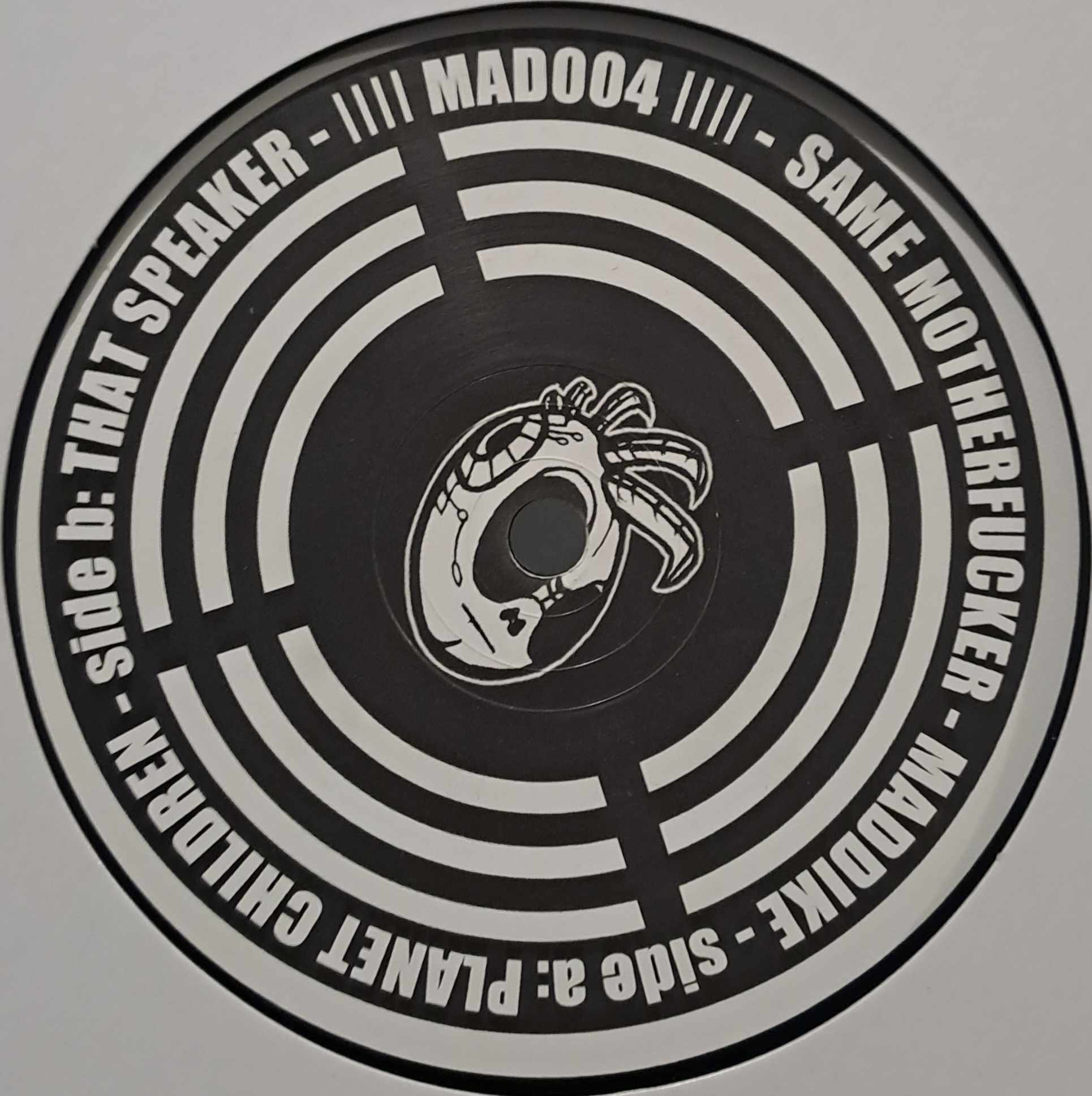 Mad Soundsystem 004 - vinyle freetekno